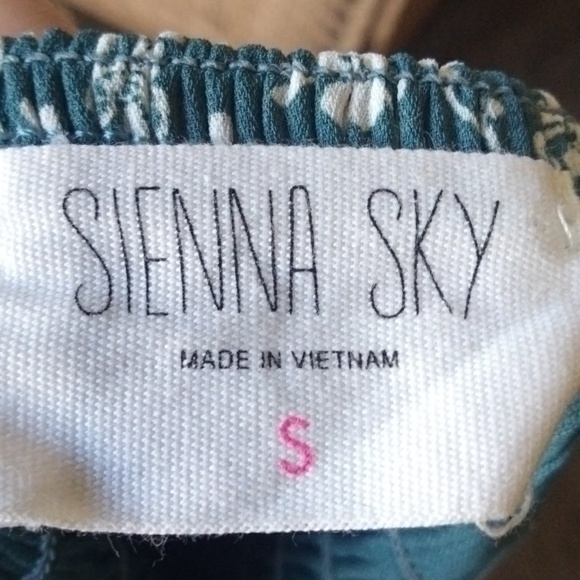 EUC Sienna Sky floral dress - Picture 10 of 12